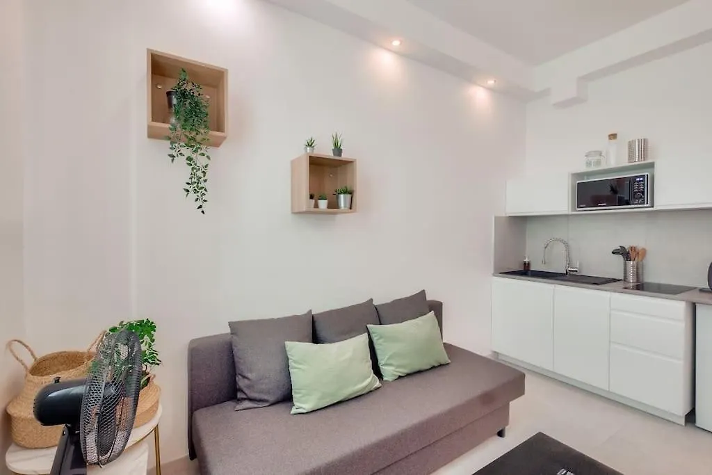Superbe Studio A 2 Min A Pied Du Port Apartment Nice 0*,  France