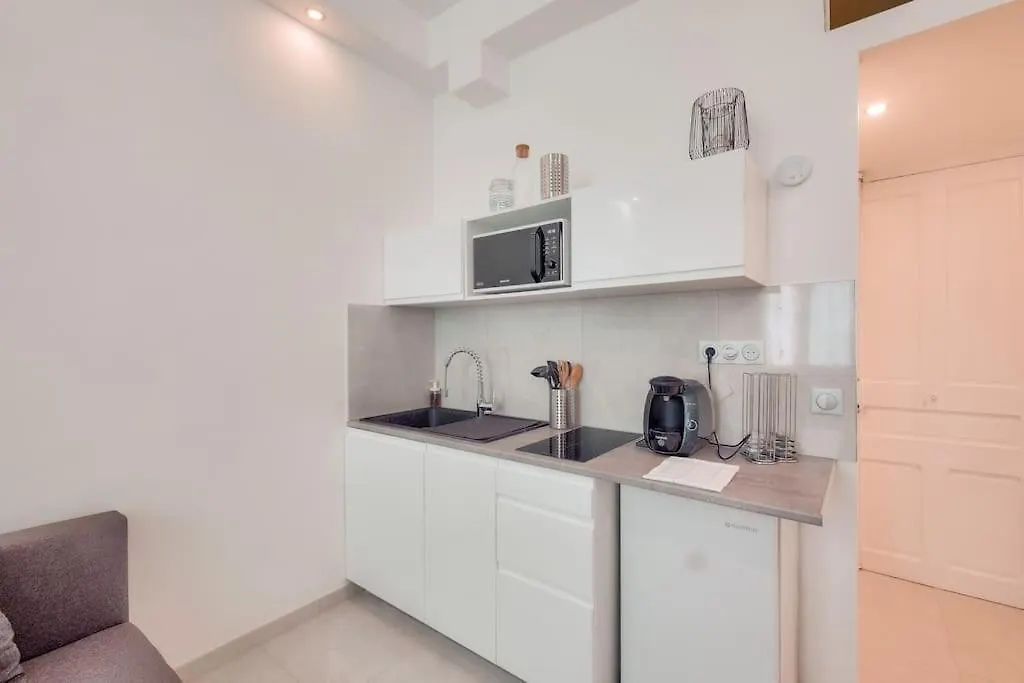 Superbe Studio A 2 Min A Pied Du Port Apartment Nice