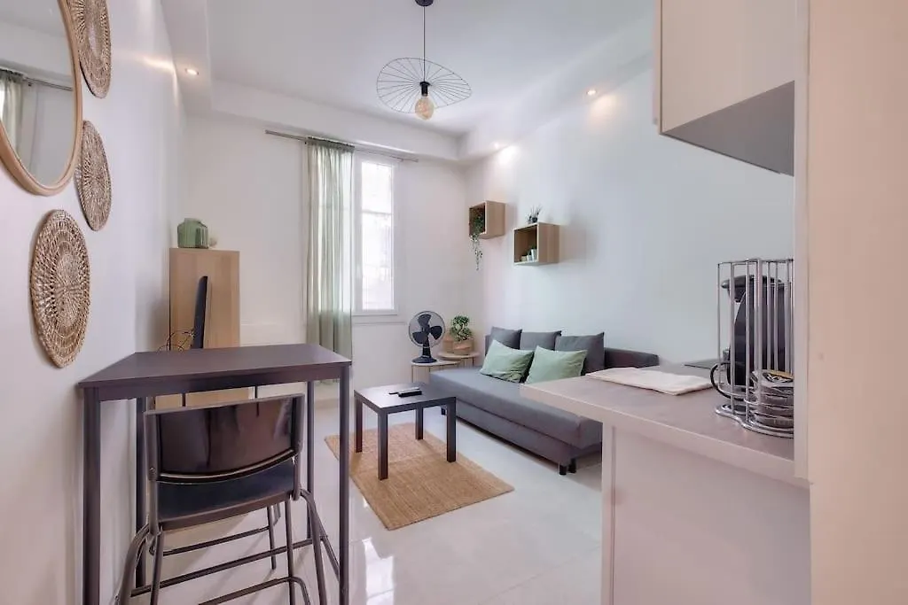 Superbe Studio A 2 Min A Pied Du Port Apartment Nice